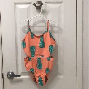 🍍Pink pineapple print one piece bathing suit🍍
